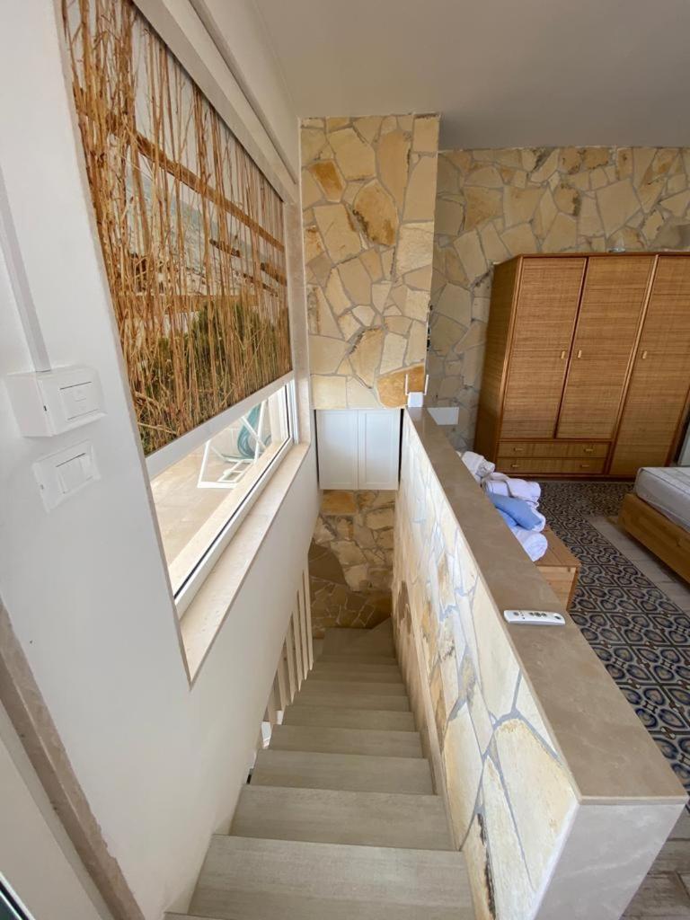 Casa Vacanze Illiria A Roca Vecchia Vicinissima Al Mare Ngoại thất bức ảnh